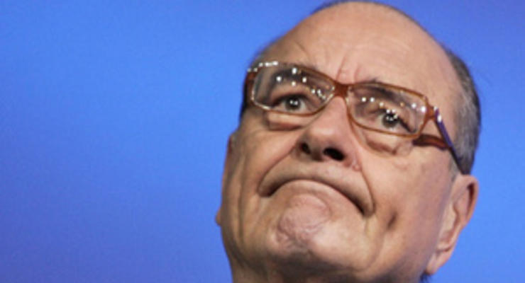 Суд приостановил судебный процесс над Жаком Шираком