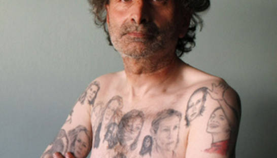 Мексиканец сделал на своем теле 82 татуировки Джулии Робертс