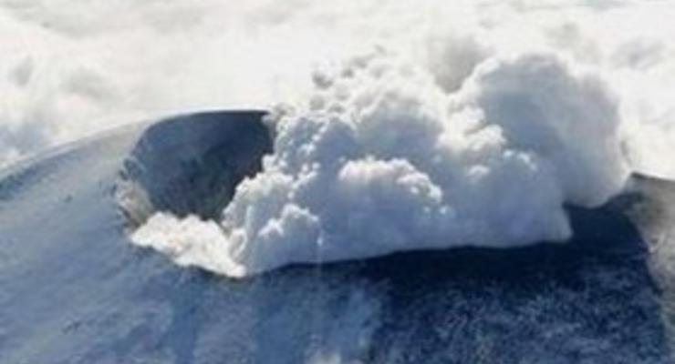 В Японии возобновилась активность вулкана Синмоэ