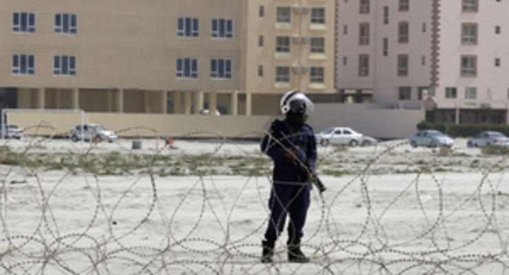 В Бахрейне введен режим чрезвычайного положения