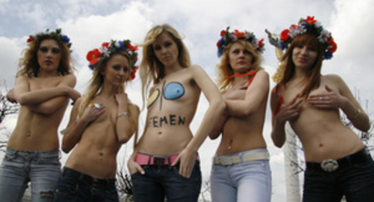 Администрация Facebook закрыла доступ к странице FEMEN