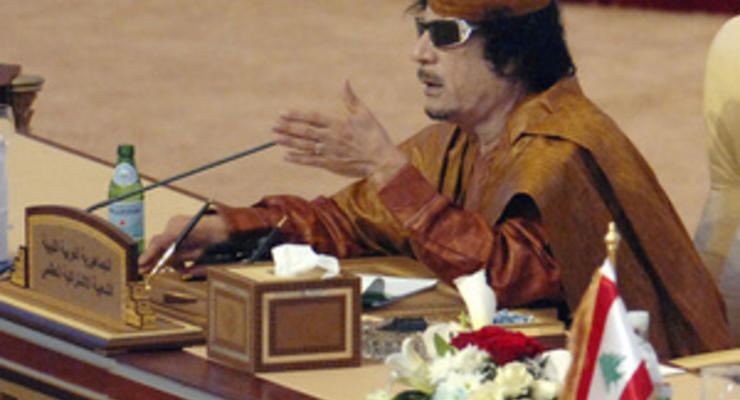 Военные США сообщают, что Каддафи вооружает добровольцев