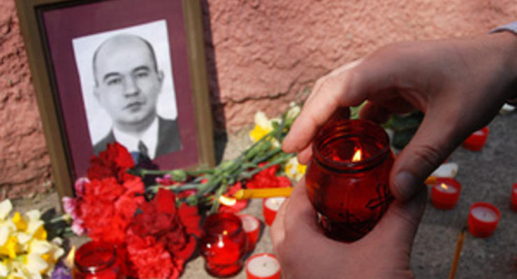В Киеве прошла акция памяти убитого судьи Шевченковского района