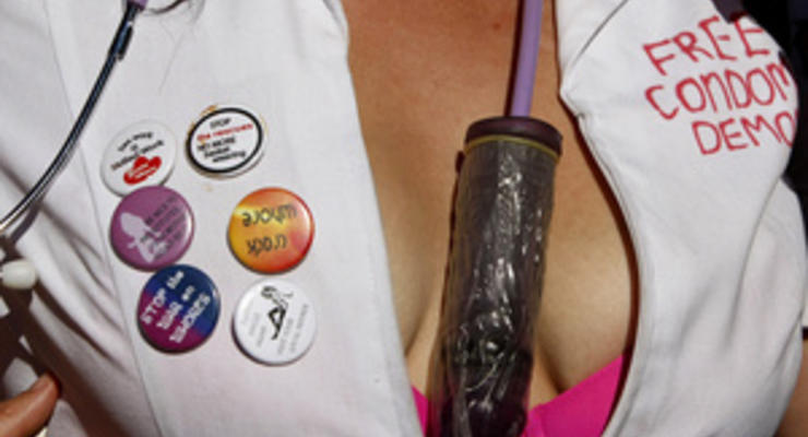 Американскую порностудию оштрафовали из-за отсутствия у работников презервативов