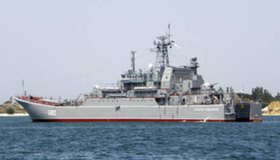 Корабль Константин Ольшанский взял курс на Севастополь