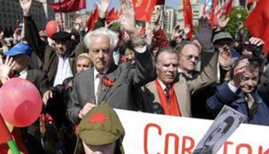 В авангарде первомайской демонстрации в Запорожье пойдет епископ