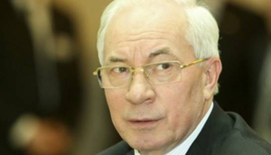 В связи со взрывом в Минске Азаров призвал украинцев повысить бдительность