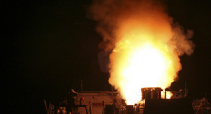 Власти Ливии: Самолеты НАТО нанесли удар по центру Триполи