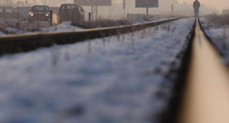 В Польше поезд врезался в грузовик и сошел с рельсов: двое погибших