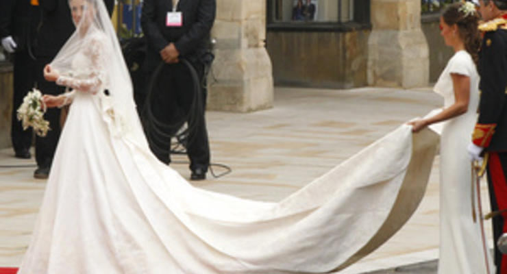 В Китае копии свадебного платья Кейт Миддлтон начали продавать менее чем через двое суток после свадьбы
