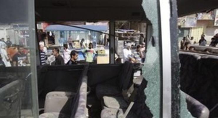 В результате взрыва автомобиля в Багдаде погибли 16 человек