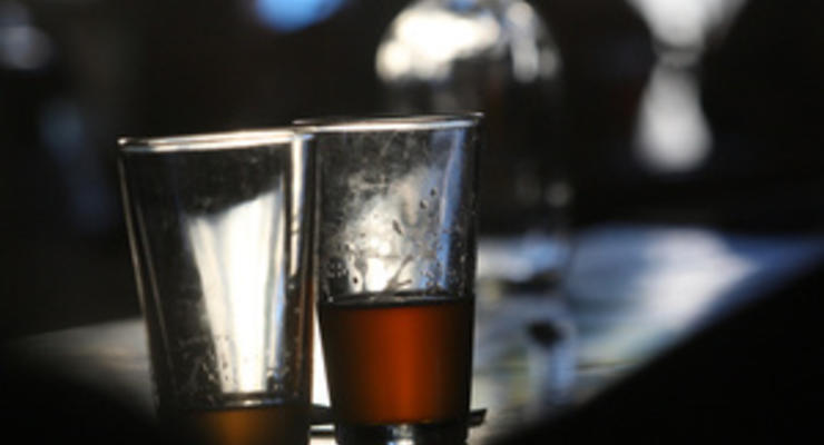 В Ирландии начался суд над барменами, позволившими посетителю напиться до смерти