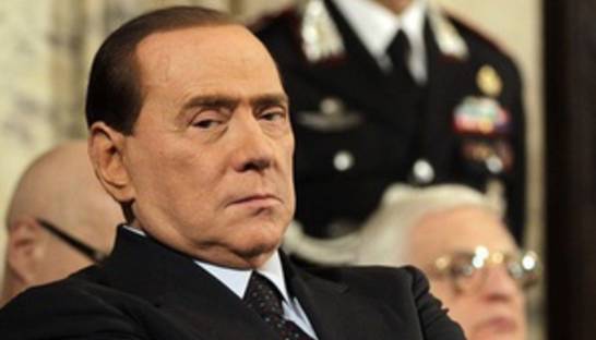 Берлускони прибыл в суд Милана, где пройдут слушания по делу о коррупции