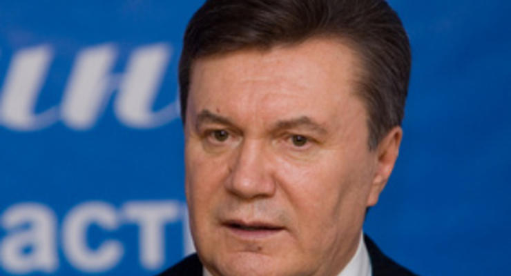 Янукович повысил в должности брата Рената Кузьмина