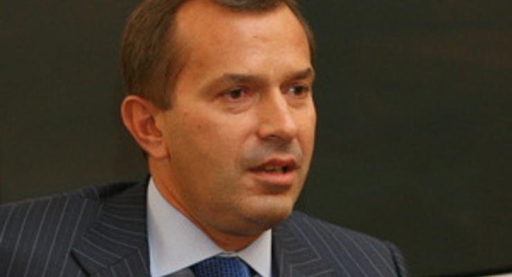 Клюев: Невозможно за один день поменять всю страну и избавиться от коррупции