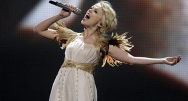 Мика Ньютон выступила в финале Евровидения-2011