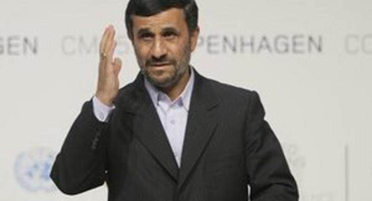 Ахмадинеджад взял на себя обязанности министра нефтяной промышленности