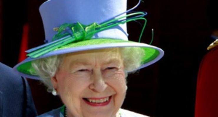 Королева Великобритании впервые за 90 лет прибыла в Ирландию