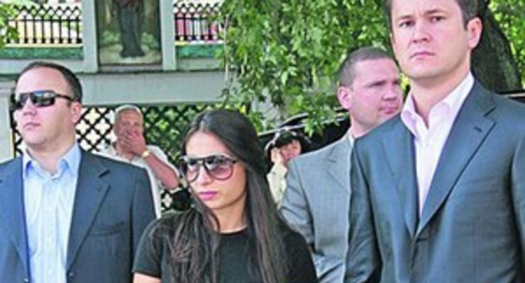 СМИ: Дочь Черновецкого развелась с Супруненко