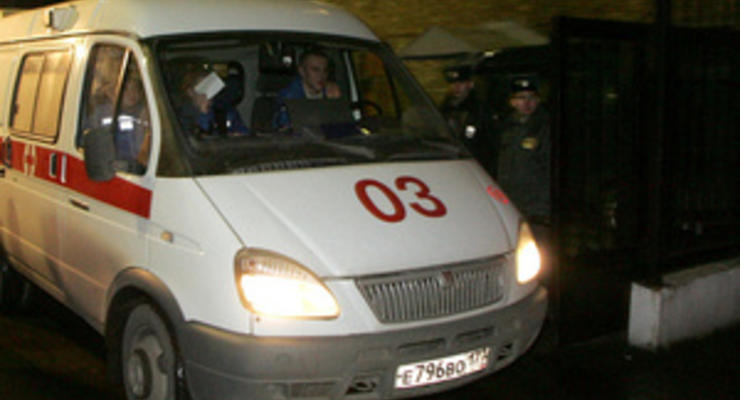 В Москве скинхеды избили корреспондента газеты КоммерсантЪ