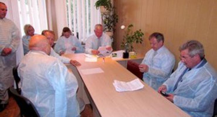 В Мариуполь для борьбы с холерой прибыли специалисты из Симферополя и Николаева