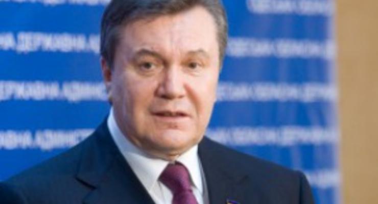 Янукович поздравил Будивельник с победой в финале баскетбольной Суперлиги