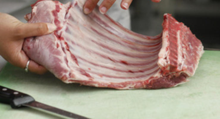 Украина запретила импорт свинины из Центрального округа РФ и Литвы