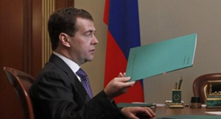 Придется снимать погоны: Медведев отреагировал на взрывы на складах боеприпасов в Удмуртии