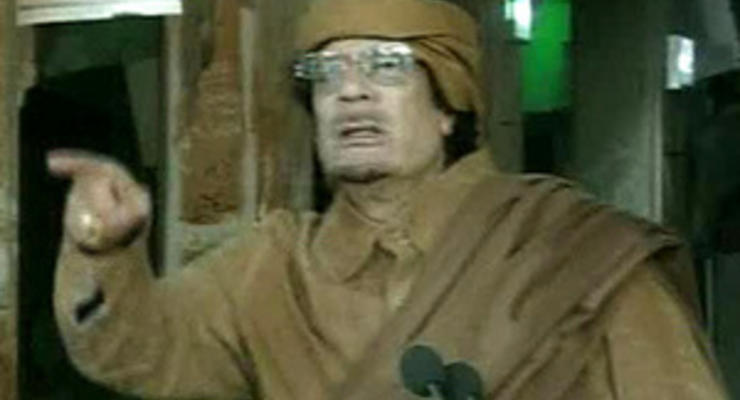Каддафи призвал ливийцев собраться у его резиденции в Триполи