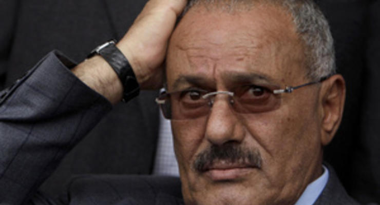 СМИ: Попавший под обстрел президент Йемена получил ожоги 40% тела