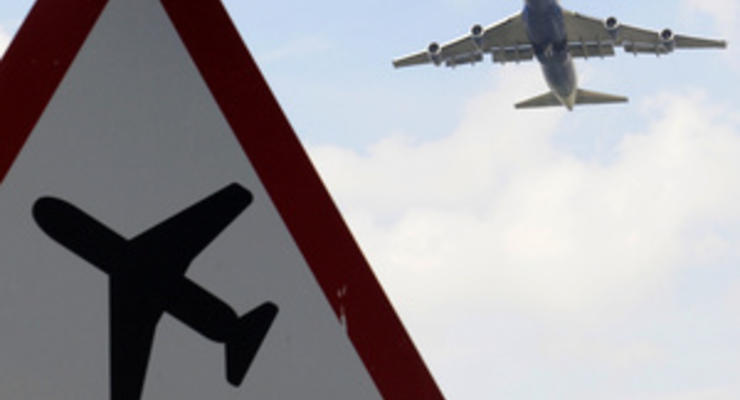 В Крыму вынужденную посадку совершил самолет с 330 пассажирами на борту