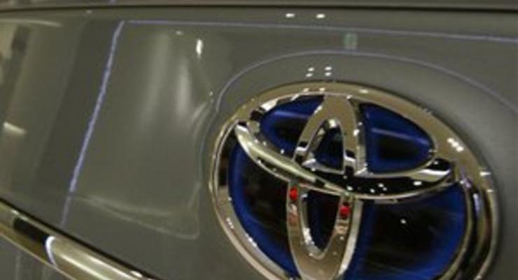 Toyota прогнозирует падение годовой прибыли на 35% из-за стихии в Японии