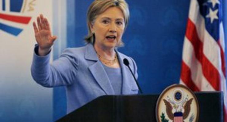 Клинтон отрицает, что стремится занять пост главы Всемирного банка