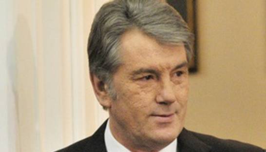 Ющенко считает выполнение газовых контрактов Тимошенко большой ошибкой