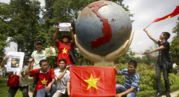 Премьер Вьетнама издал указ о призыве на случай войны с Китаем