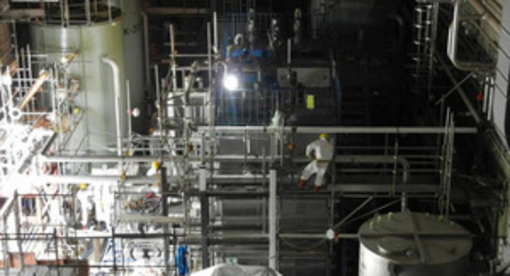 Компания-оператор АЭС Фукусима остановила процесс очистки воды близ станции