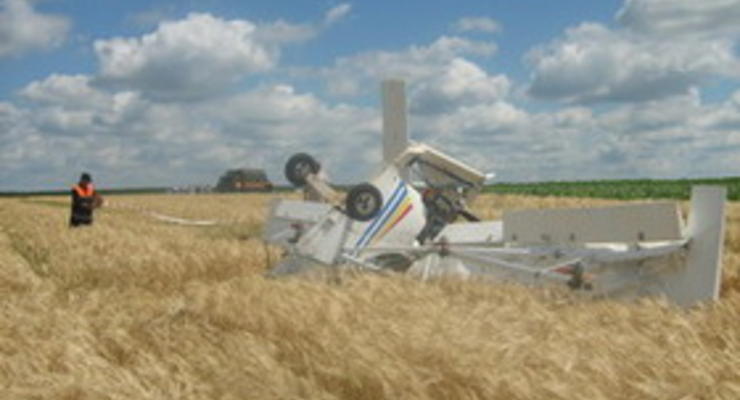 В Одесской области при падении самолета погиб пилот