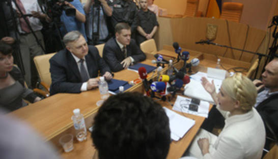 Тимошенко заявила, что в южных и восточных областях отключили 5 канал