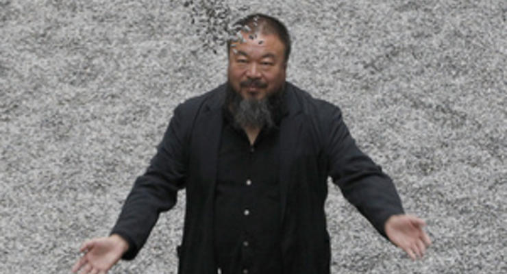 Власти Китая потребовали от художника Ай Вэйвэя более $1,5 млн