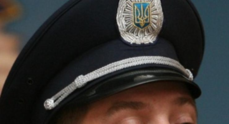 В Виннице милиционер, продававший "жучки", при задержании съел 450 гривен