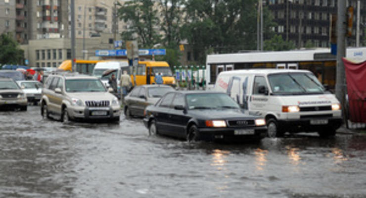 Потоп в Киеве: В мэрии заверили, что это "абсолютно нормальная ситуация"