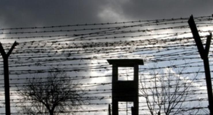 В Казахстане заключенные взяли в заложники около 30 человек. На штурм колонии брошен спецназ