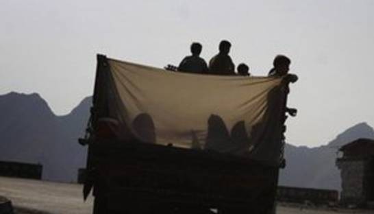 В Пакистане боевики расстреляли автобус с суннитами