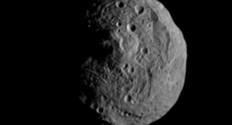 Зонд NASA сделал первые снимки астероида Веста