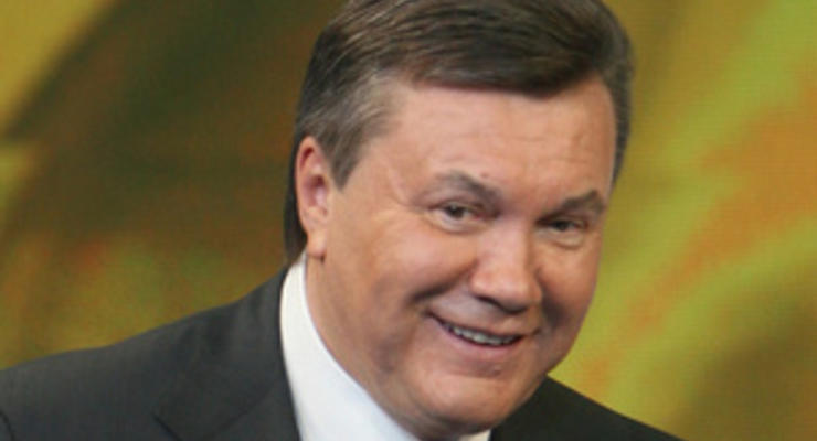 Иск на 3 гривны 40 копеек: стало известно, кто подал в суд на Януковича