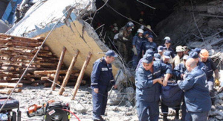 Из-за аварии в Макеевке на украинских шахтах проверят все копры