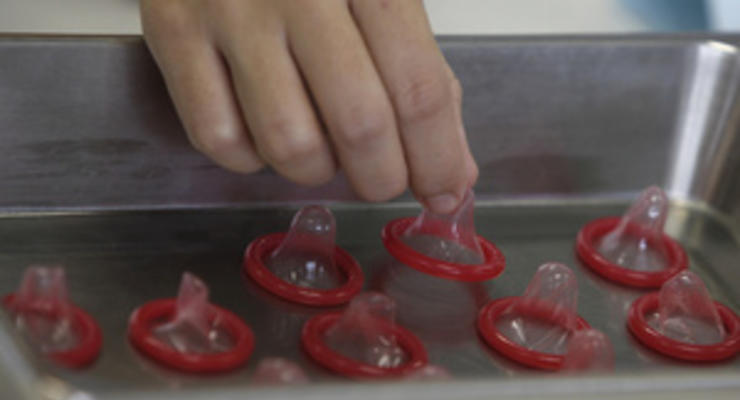 В Украине презервативы могут подорожать на 20% и исчезнуть из продажи на два месяца