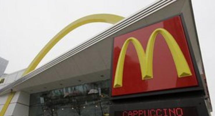 Сын премьер-министра Швеции устроился на работу в McDonald's