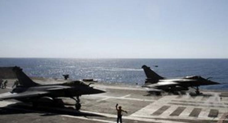 Франция больше не будет использовать в ливийской операции атомный авианосец Шарль де Голль
