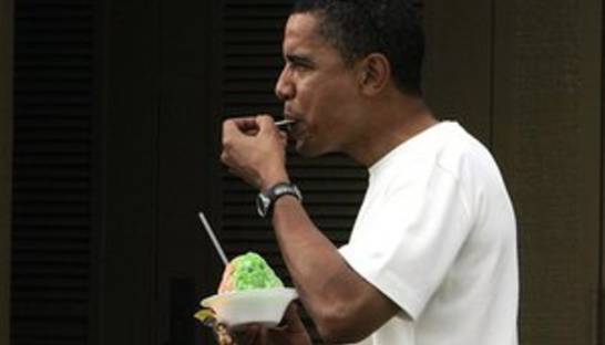 Обама на свой день рождения угощал гостей хот-догами